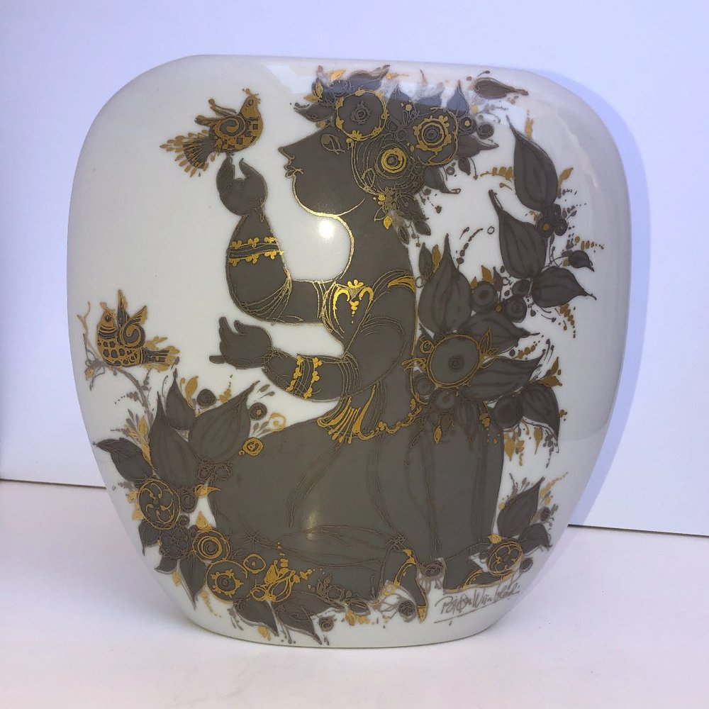 RARE mid-century Rosenthal Bjorn Wiinblad Vase  Porcelain "Samuramat" Series